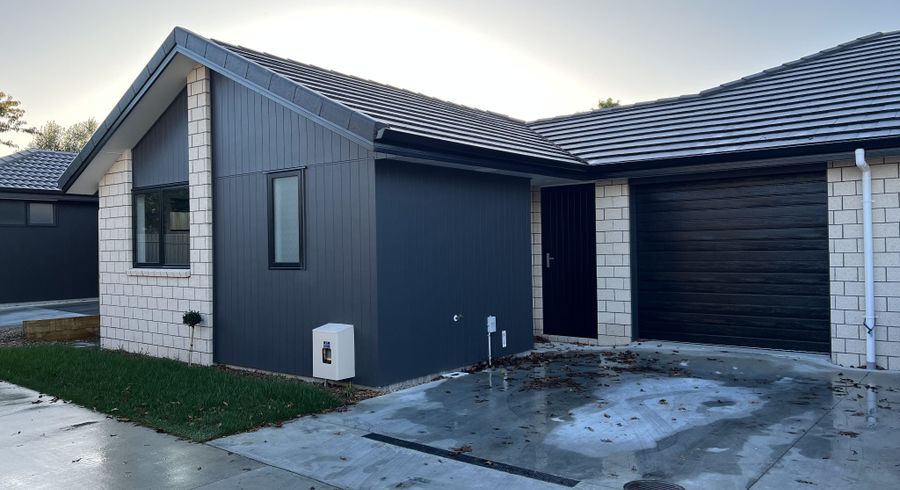  at 2/41 Kenney Crescent, Fairfield, Hamilton, Waikato