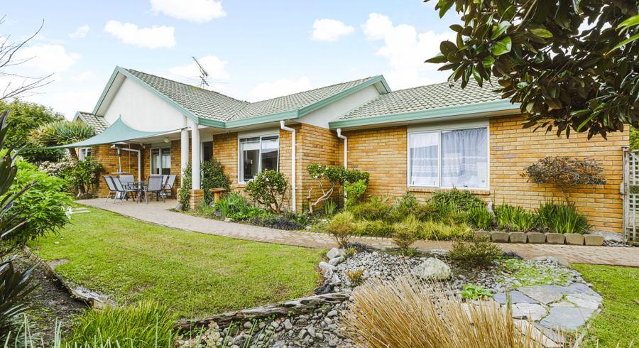 at 15 Sheriff Place, Randwick Park, Auckland