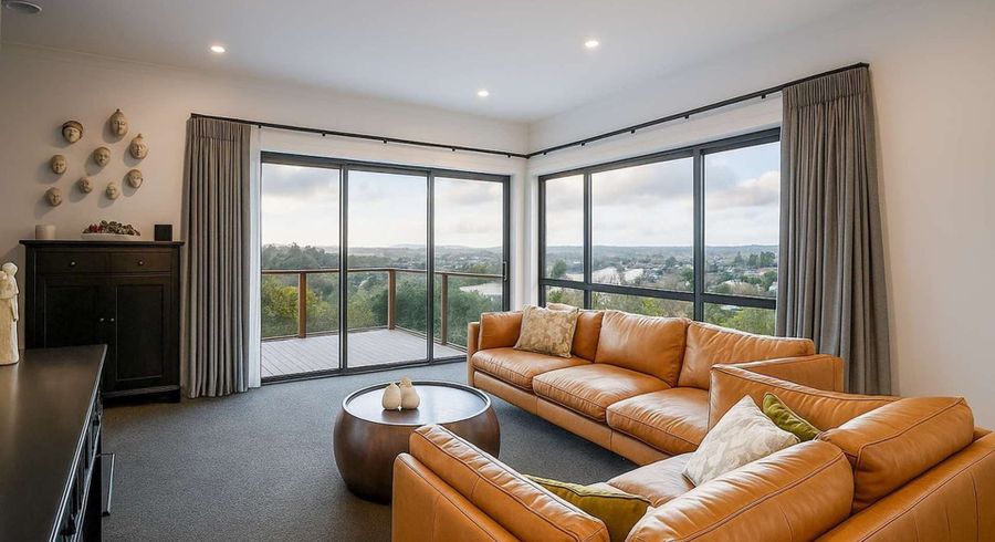  at 1 Shakespeare Road, Bastia Hill, Whanganui, Manawatu / Whanganui