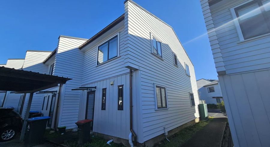  at 3 Burton Street, Grafton, Auckland City, Auckland