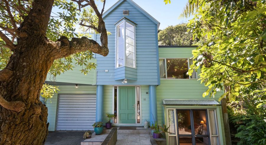  at 15 Kaitawa Road, York Bay, Eastbourne, Lower Hutt, Wellington