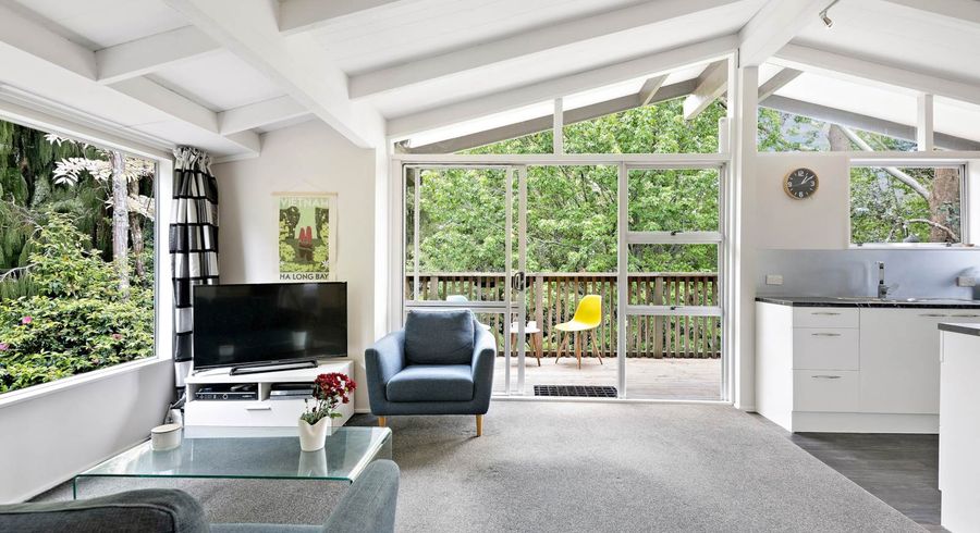  at 19 Lidcombe Place, Avondale, Auckland