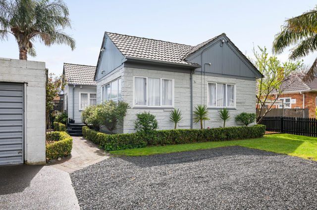  at 84 Norton Road, Frankton, Hamilton, Waikato