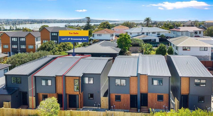  at Lot 7, 27 Grassways Avenue, Pakuranga, Manukau City, Auckland