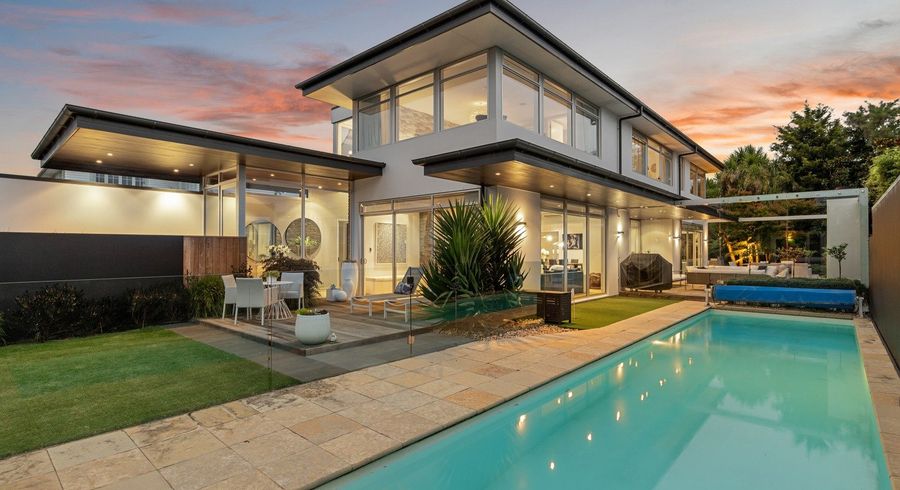  at 10 Royds Street, Fendalton, Christchurch City, Canterbury