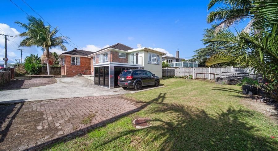  at 104 Vine Street, Mangere East, Auckland