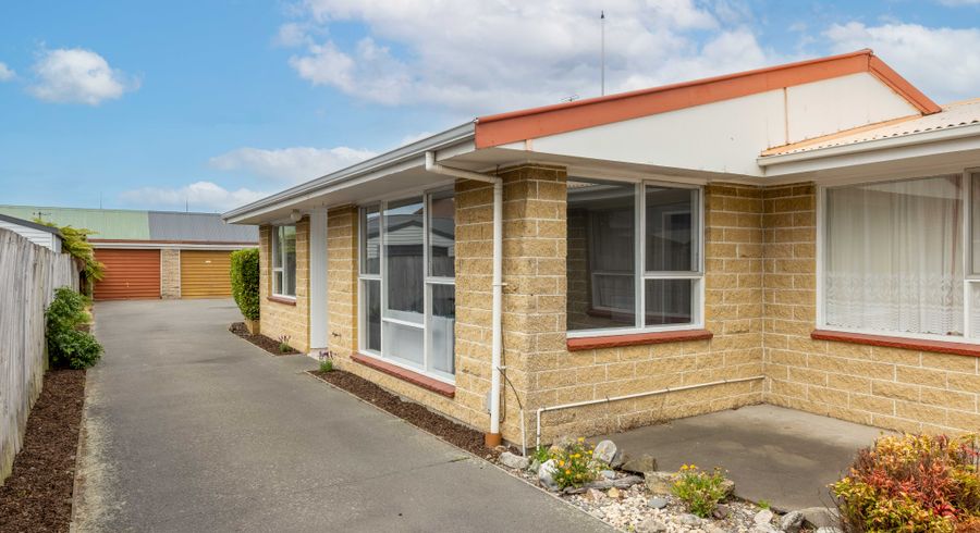  at 2/24 Longfellow Street, Sydenham, Christchurch