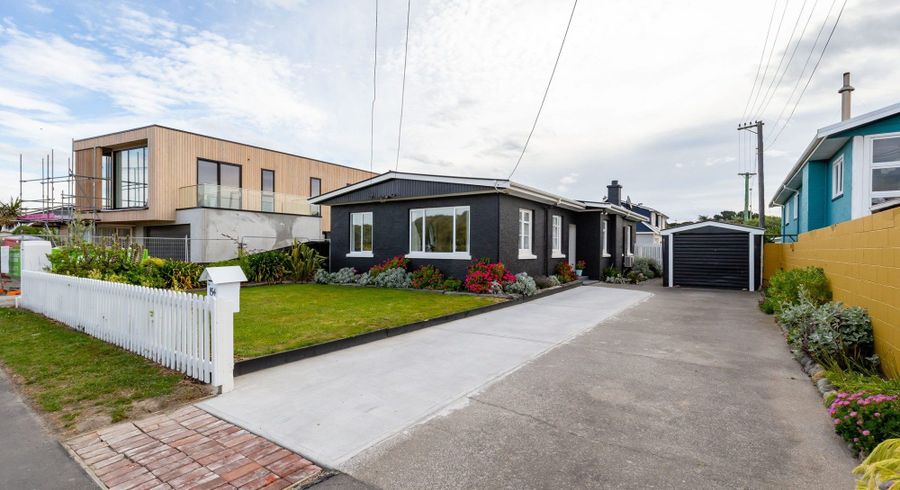  at 154 Marine Parade, New Brighton, Christchurch City, Canterbury