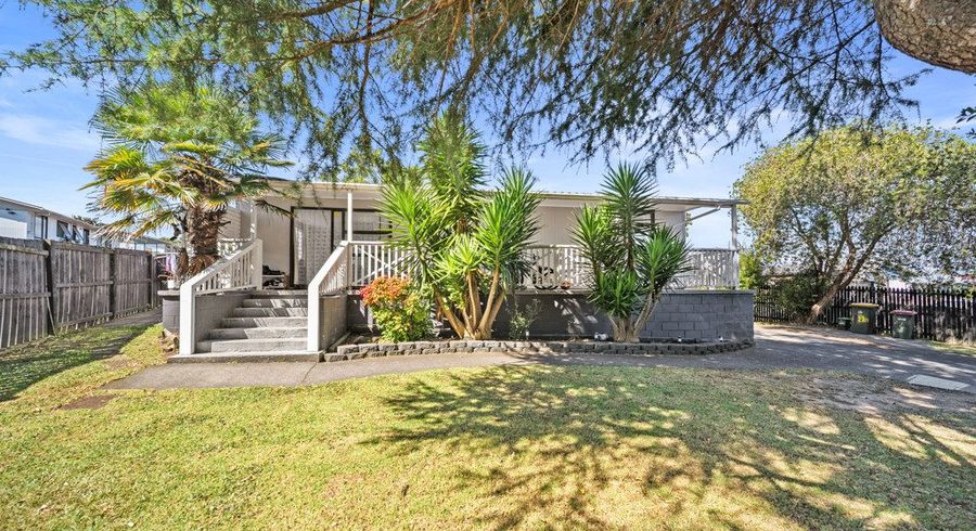  at 1/19 Nearco Street, Randwick Park, Manukau City, Auckland