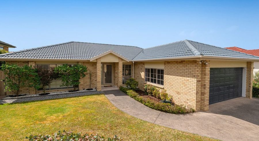  at 6 Fulmar Way, Unsworth Heights, North Shore City, Auckland