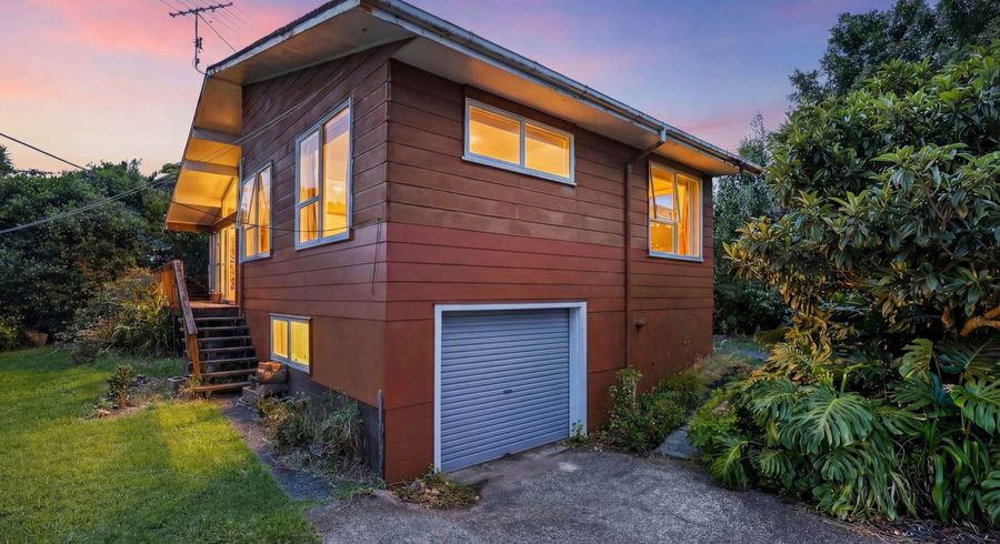  at 39 Gazelle Avenue, Beach Haven, North Shore City, Auckland