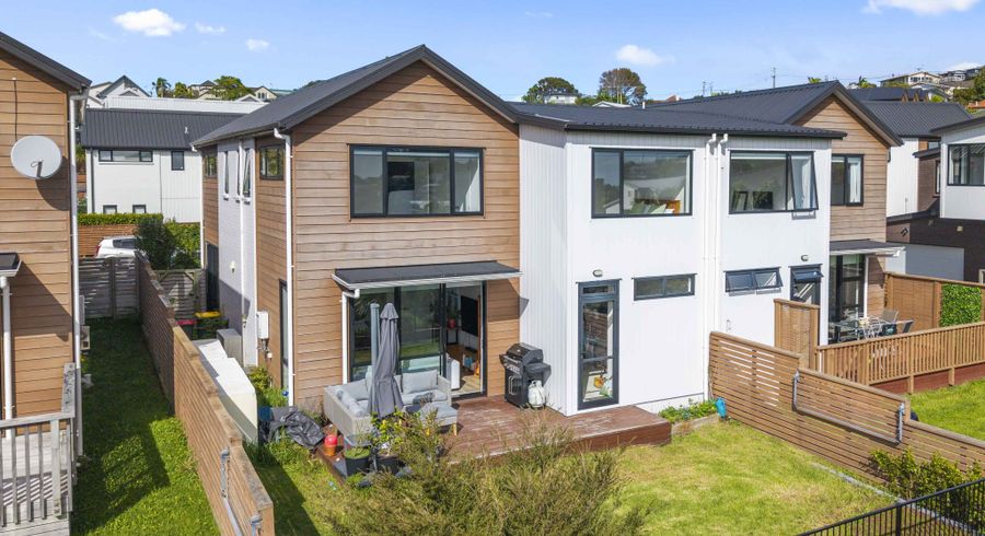  at 10 Seafarer Crescent, Stanmore Bay, Whangaparaoa