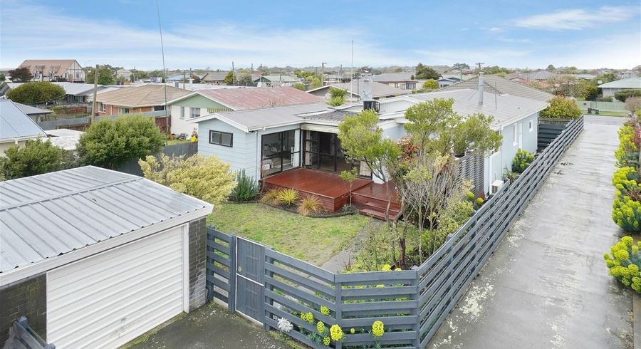  at 2/146 Beach Road, North New Brighton, Christchurch City, Canterbury