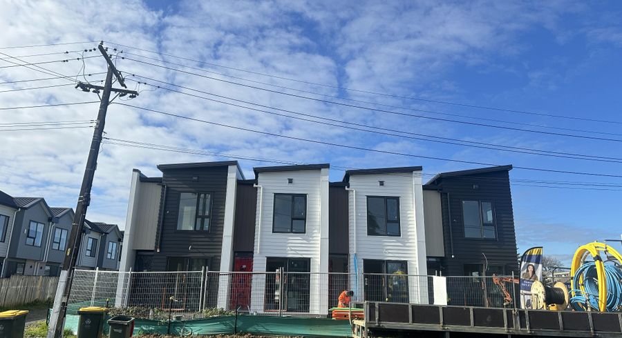  at Lot3/17,19,21&2 Von Sturmer Street, Mangere East, Manukau City, Auckland