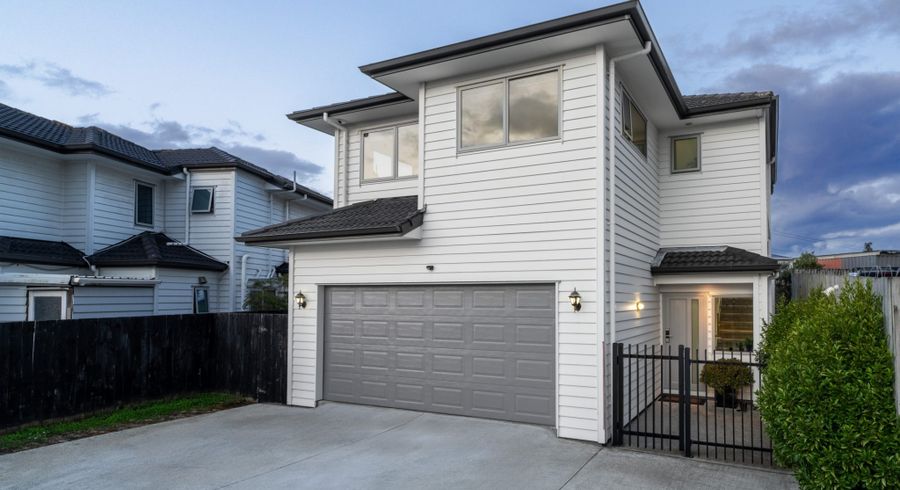  at 2A Tirau Place, Mangere, Auckland