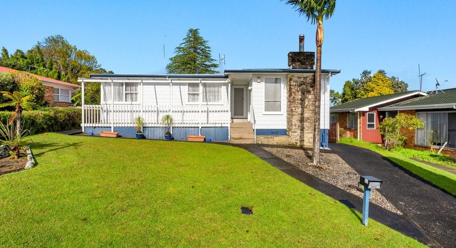  at 34 Blakeborough Drive, Forrest Hill, North Shore City, Auckland