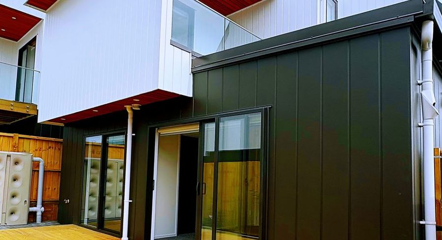  at 12E Elcoat Ave, Henderson, Waitakere City, Auckland