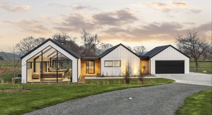  at 3072 Cambridge Road, Rotoorangi, Cambridge