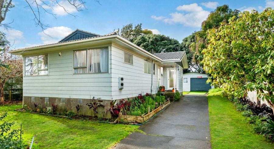  at 32 Yearsley Place, Manurewa, Manukau City, Auckland