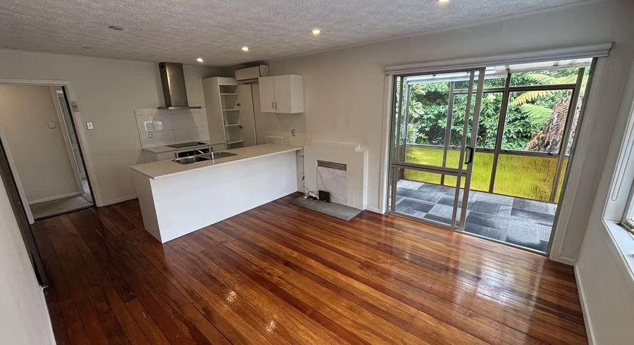  at 6 Kotuku Street, Te Atatu Peninsula, Waitakere City, Auckland