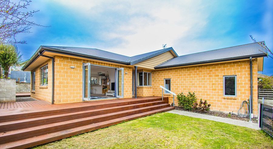  at 6 Lachlan Place, Marchwiel, Timaru