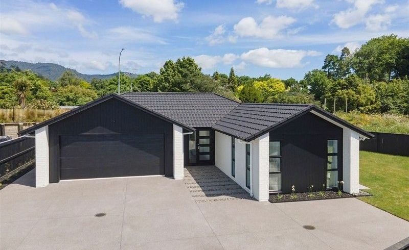  at 9 Mural Drive, Katikati, Katikati