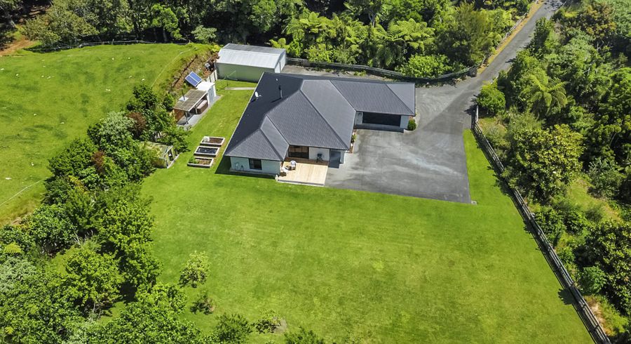  at 4 Dunbar Place, Highlands Park, New Plymouth, Taranaki