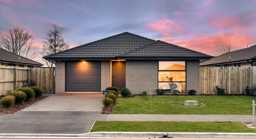  at 32 Pitcaithly Street, Halswell, Christchurch City, Canterbury