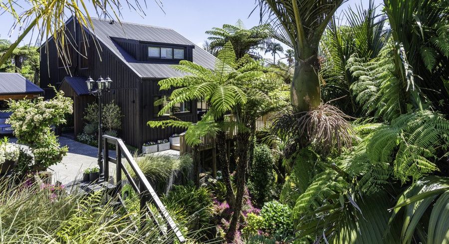  at 81 Evelyn Road, Cockle Bay, Auckland