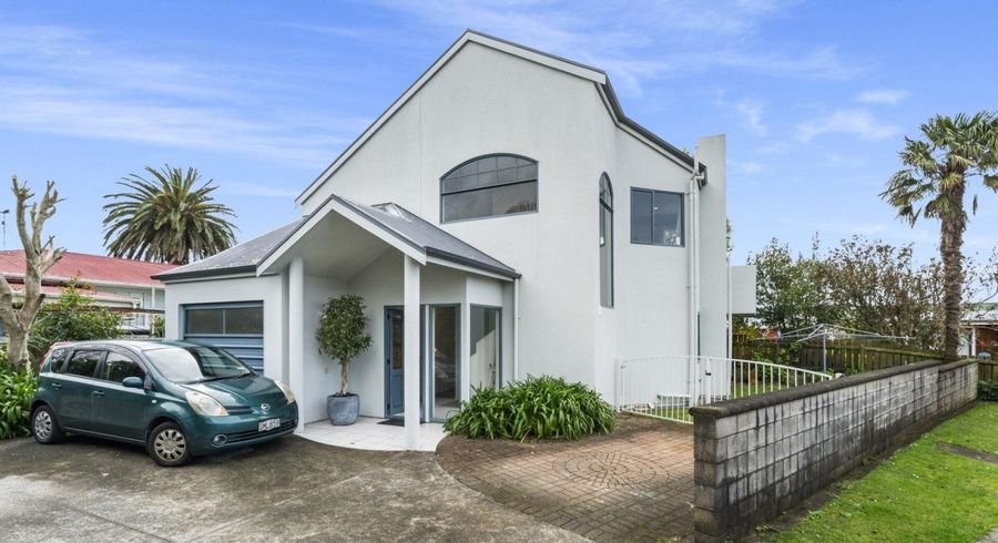  at 36 Lloyd Street, Parkvale, Tauranga