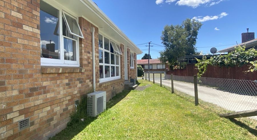  at 42 Liston Crescent, Hillcrest, Hamilton
