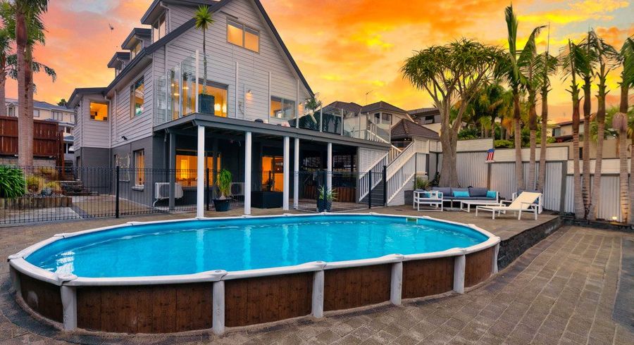  at 12 Francis Curtis Avenue, Blockhouse Bay, Auckland City, Auckland