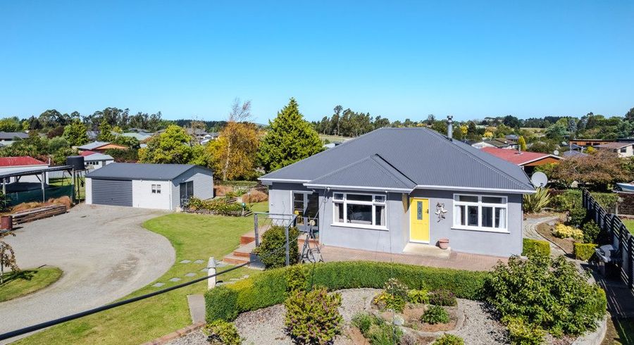 at 38 Charles Street, Weston, Oamaru