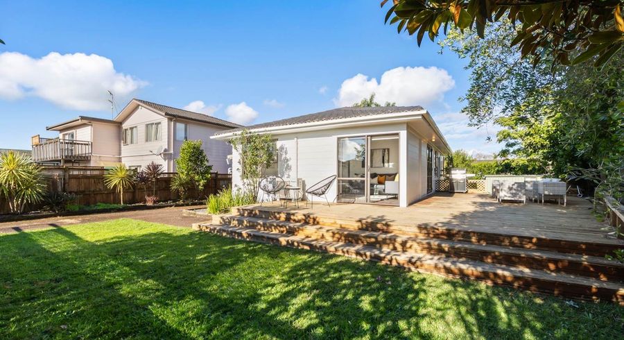  at 7 Darren Crescent, Half Moon Bay, Manukau City, Auckland