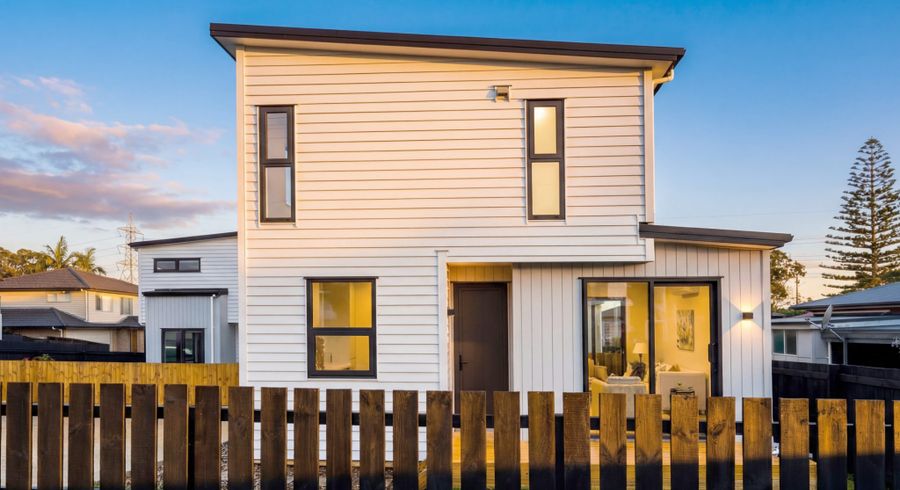  at 54E Royal View Road, Te Atatu South, Waitakere City, Auckland