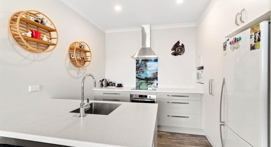  at 44a Karo Road, Beachlands, Manukau City, Auckland