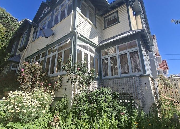  at 9 Glen Road, Kelburn, Wellington, Wellington