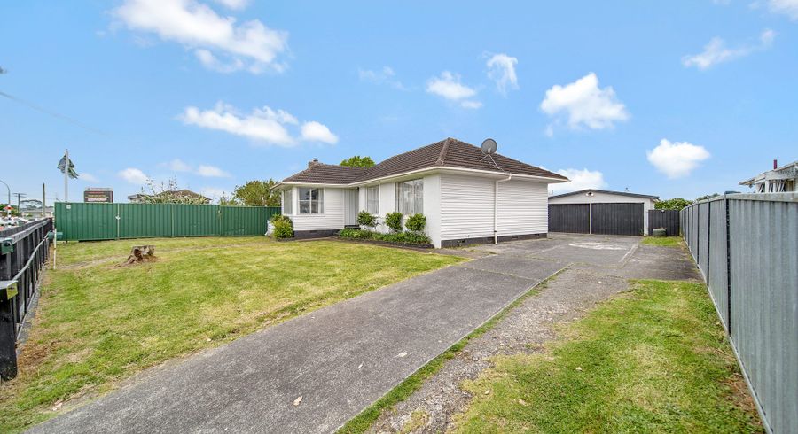  at 87 Vine Street, Mangere East, Auckland