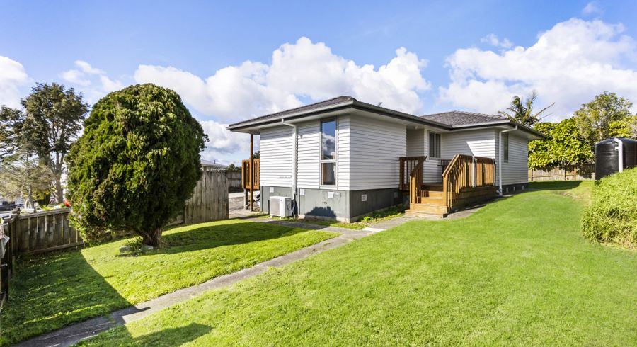  at 3 Taurus Crescent, Beach Haven, Auckland