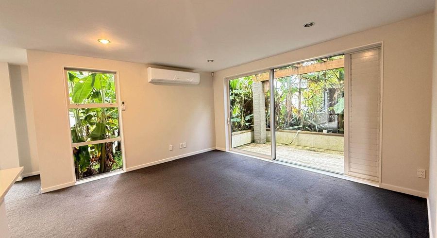  at 3 Popokatea Drive, Takanini, Papakura, Auckland