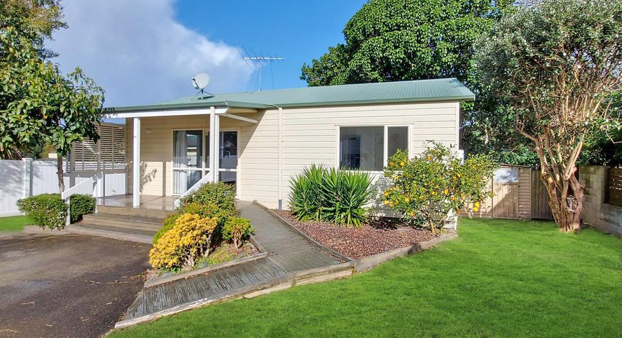  at 31 Covil Avenue, Te Atatu South, Auckland