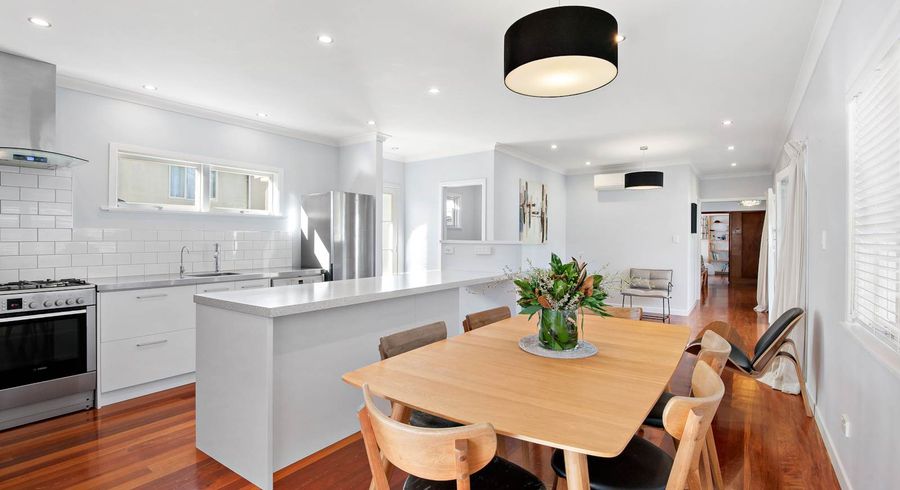  at 24 Roslyn Road, Mount Wellington, Auckland