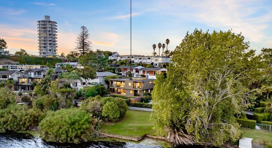  at 47 Sylvan Park Avenue, Milford, North Shore City, Auckland