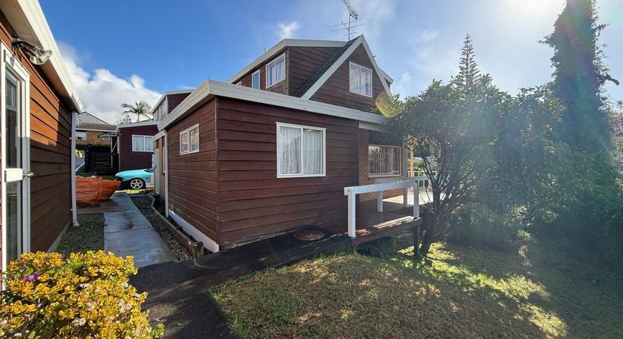  at 5/200 White Swan Road, Mount Roskill, Auckland City, Auckland