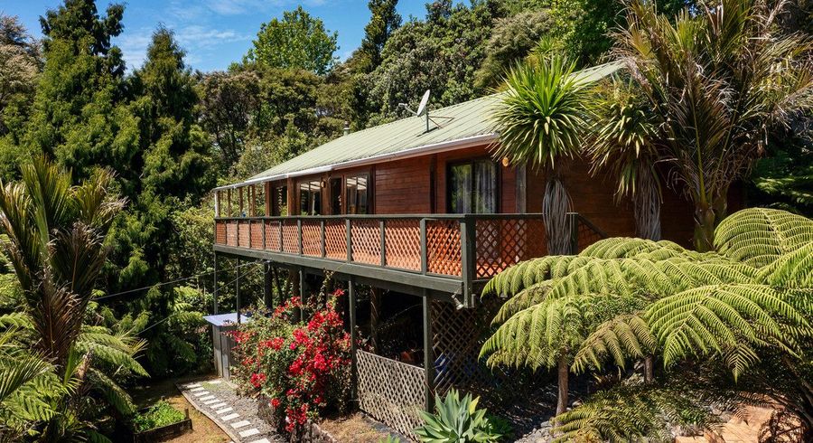  at 716 West Coast Road, Oratia, Auckland