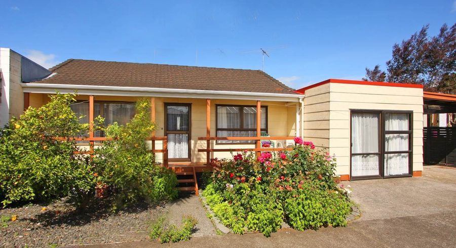  at 2/65 Fitzroy Street, Papatoetoe, Manukau City, Auckland