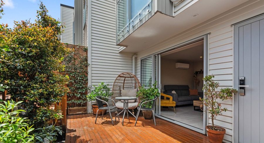  at 4/45 Methuen Road , New Windsor, Auckland City, Auckland