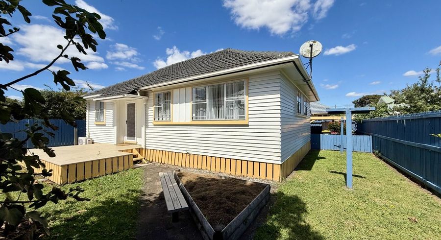  at 2/10 Taka Street, Takanini, Papakura, Auckland