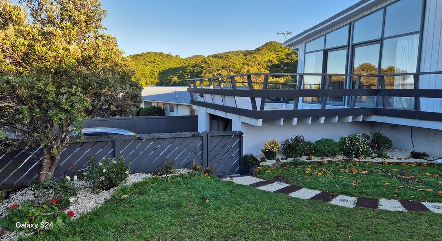  at 17 Maple Grove, Maungaraki, Lower Hutt