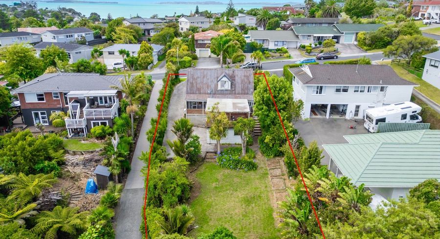  at 85 Evelyn Road, Cockle Bay, Auckland